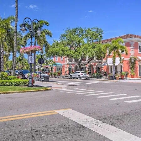 Updated Dtwn Naples Condo Across From Beach! Exterior photo